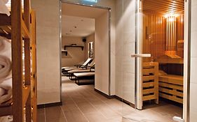 Motel One Frankfurt-Riverside